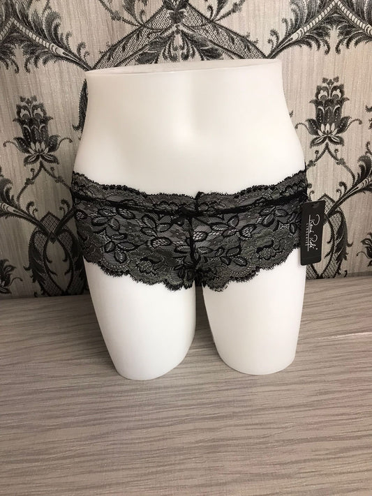 156314-BLK Just A Pretty Lace Hipster