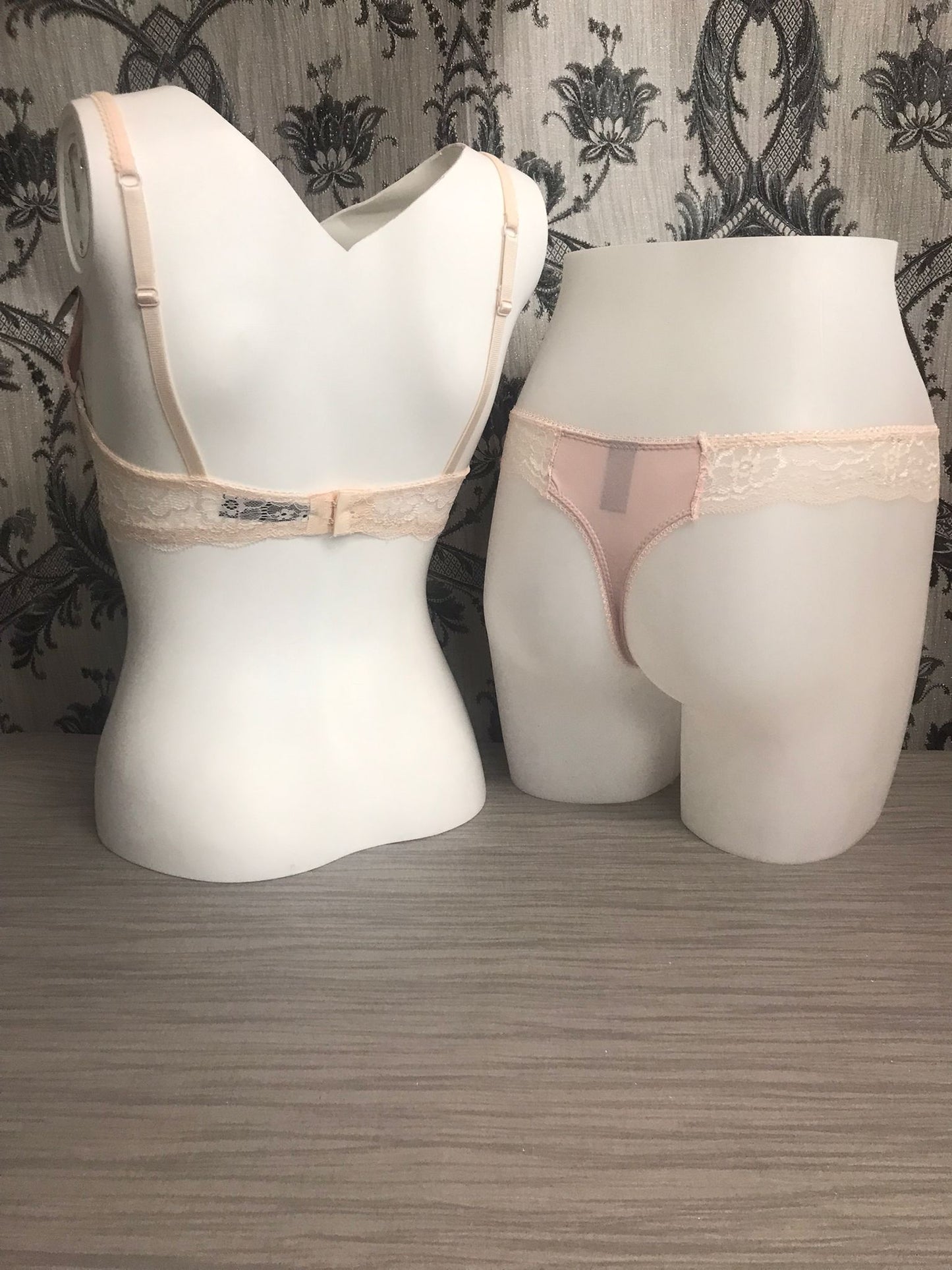 B24863-LIL Modern Contrasts Bra