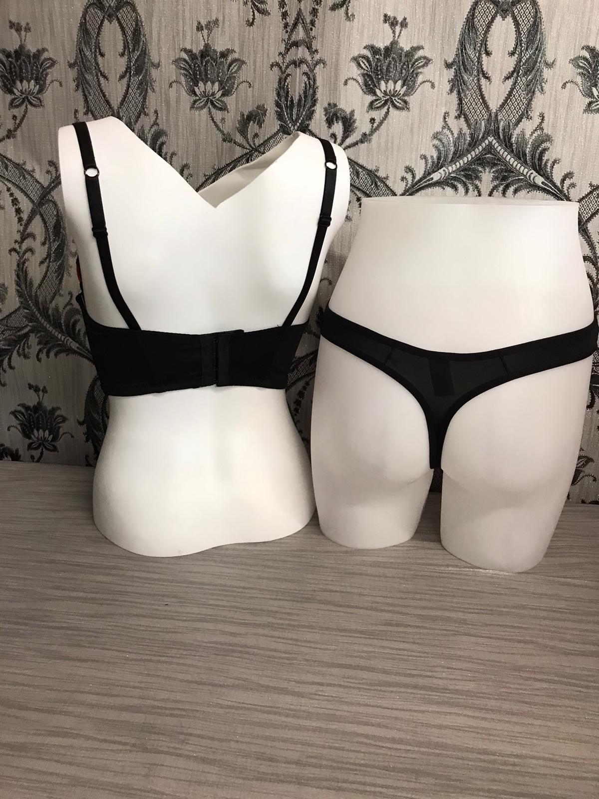 B25140-BRED Captivating Long Bra