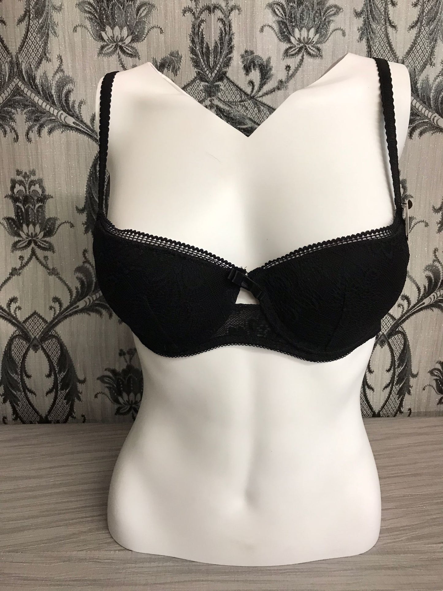 B44806-BLK Dare To Desire Bra