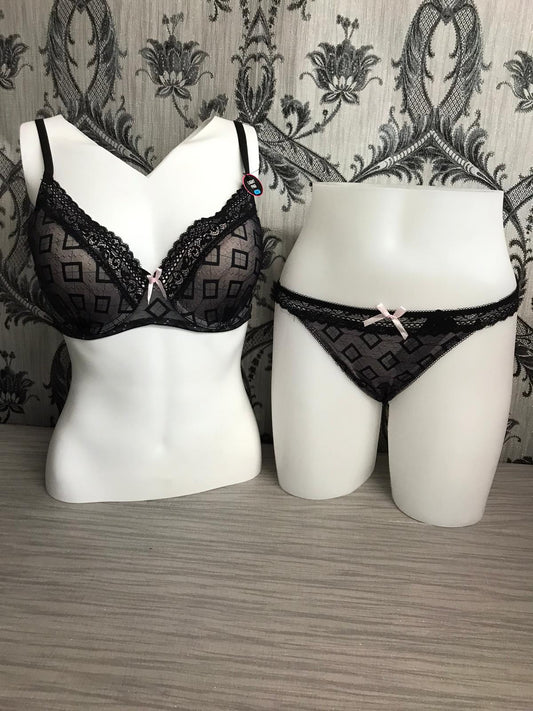 B25057-BLK Private Connection Bra